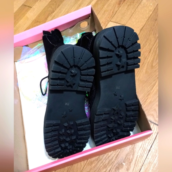 Sugar Thrillz Kawaii Best Furrends Teddy Bear Combat Boots - Picture 3 of 3